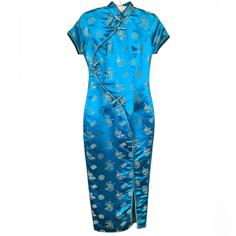 Turquoise Traditional Chinese Cheongsam. Size 2.